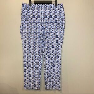 Talbots Women's Capri Pants In Shades of Blue With A Floral Print In Size 14